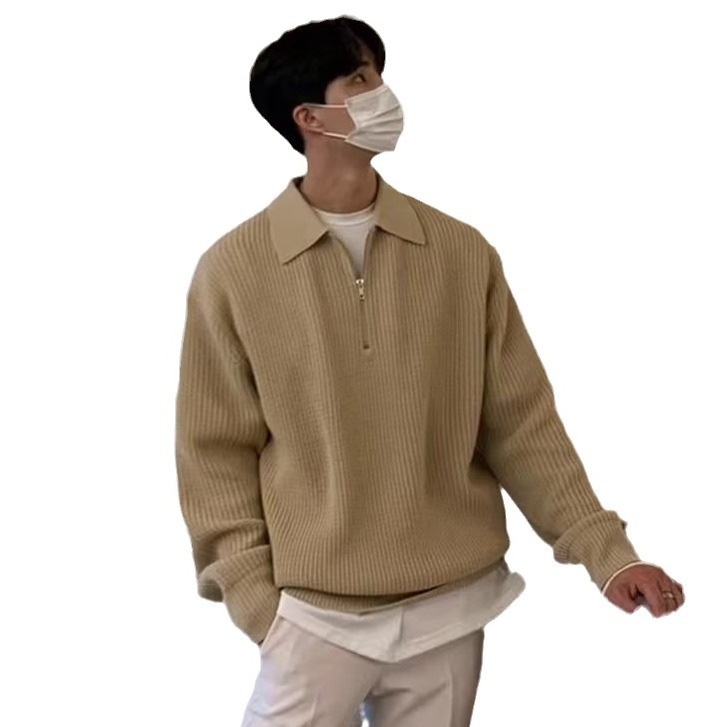Relaxed men's knitted sweater with zipper