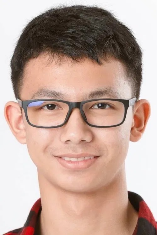 ณัฐวรรธ สุ่มพลอย