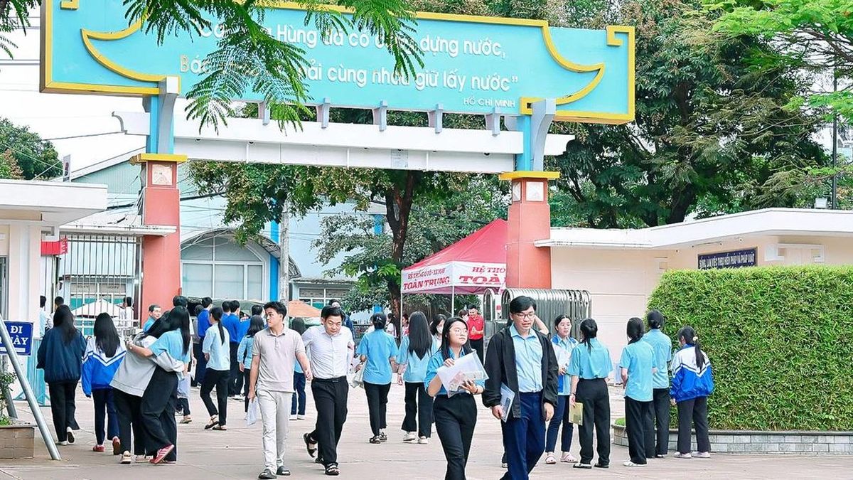 Điểm tin trưa: Bảo đảm các điều kiện tổ chức kỳ thi tốt nghiệp THPT an toàn, nghiêm túc - Báo Gia Lai
