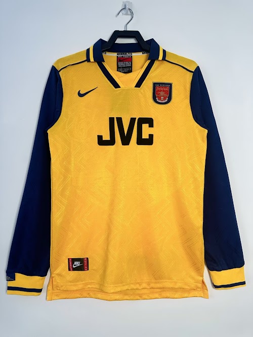 Camiseta de visitante del Arsenal 1996-97 de manga larga.jpeg