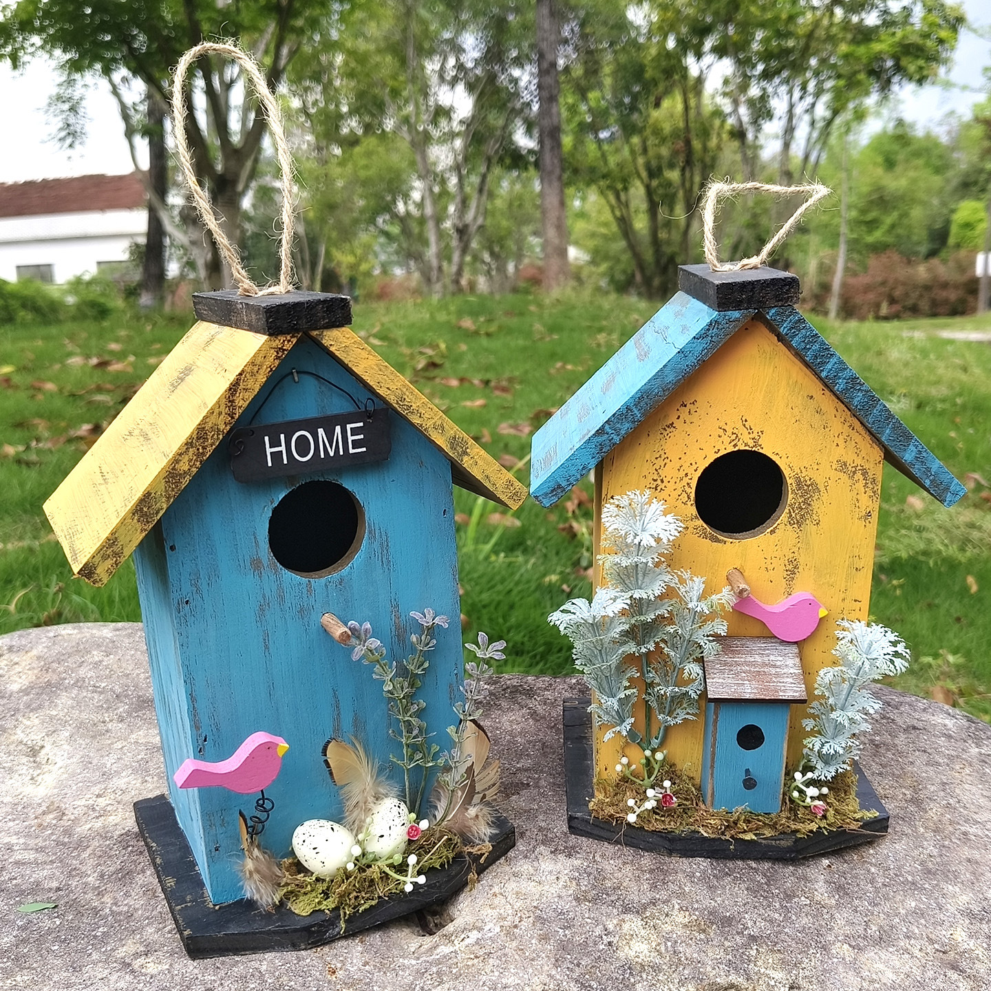 Wand-Vogelhaus aus Kiefernholz für den Garten