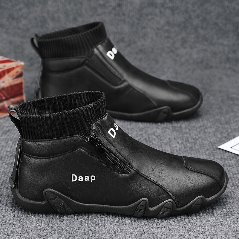 Men's vintage-style boots for slipping on