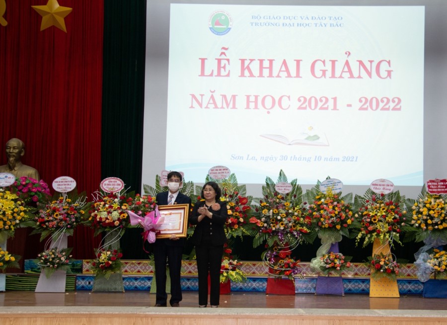 Trường Đại học Tây Bắc tổ chức Lễ Khai giảng năm học 2021 – 2022