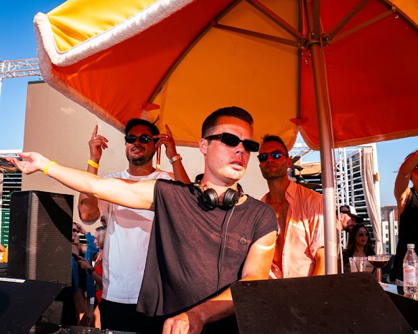Phantoms - Pool Party photo 34