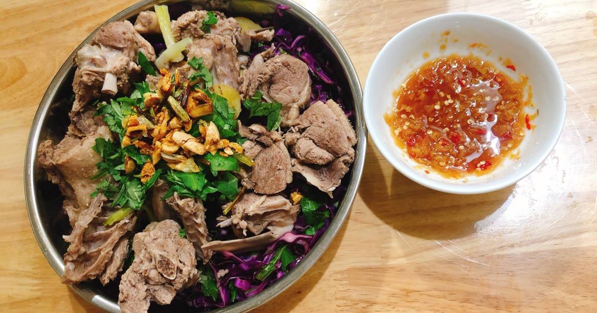 Vịt luộc gỏi bắp cải tím