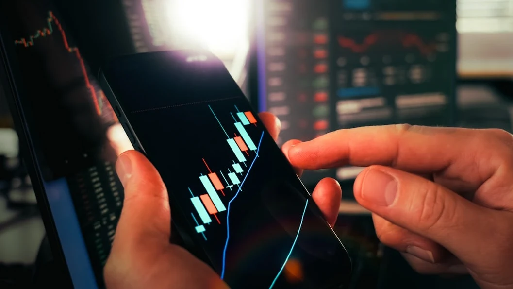 NAVER 주식, 폭락 속 124% 배당률의 충격! 지금 놓치면 후회할 매수 기회인가?