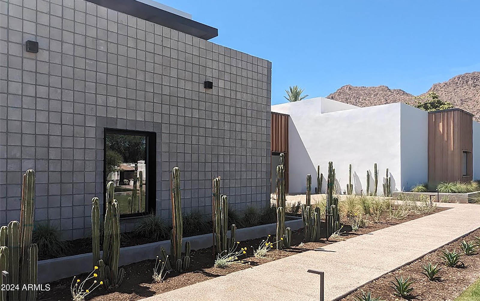 Scottsdale, Arizona, USA — 5-Bed Villa 3