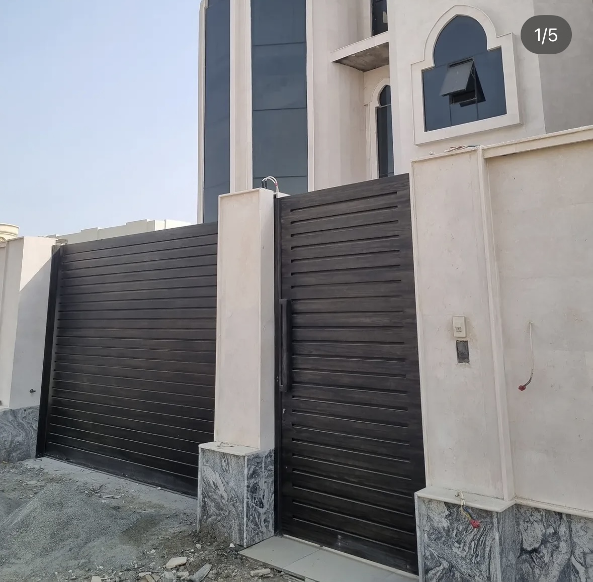 Compound fencing gate metal works Fujairah UAE