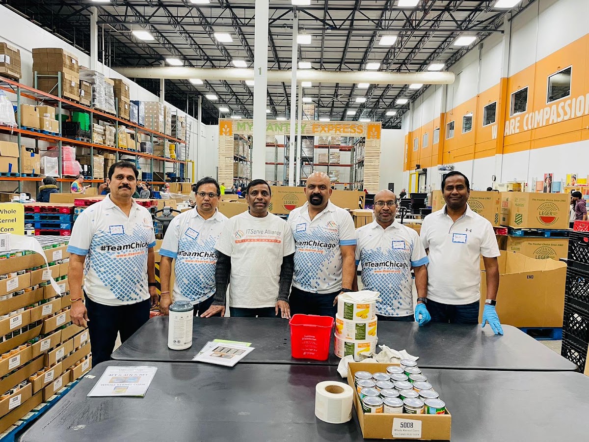 ITServe Chicago Chapter Northern Illinois Food Bank Volunteer Activity