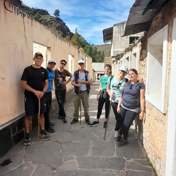 Pueblo Escondido y Salto del Tigre