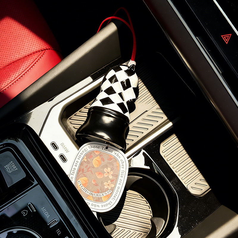 Air freshener for rearview mirror, checkerboard design