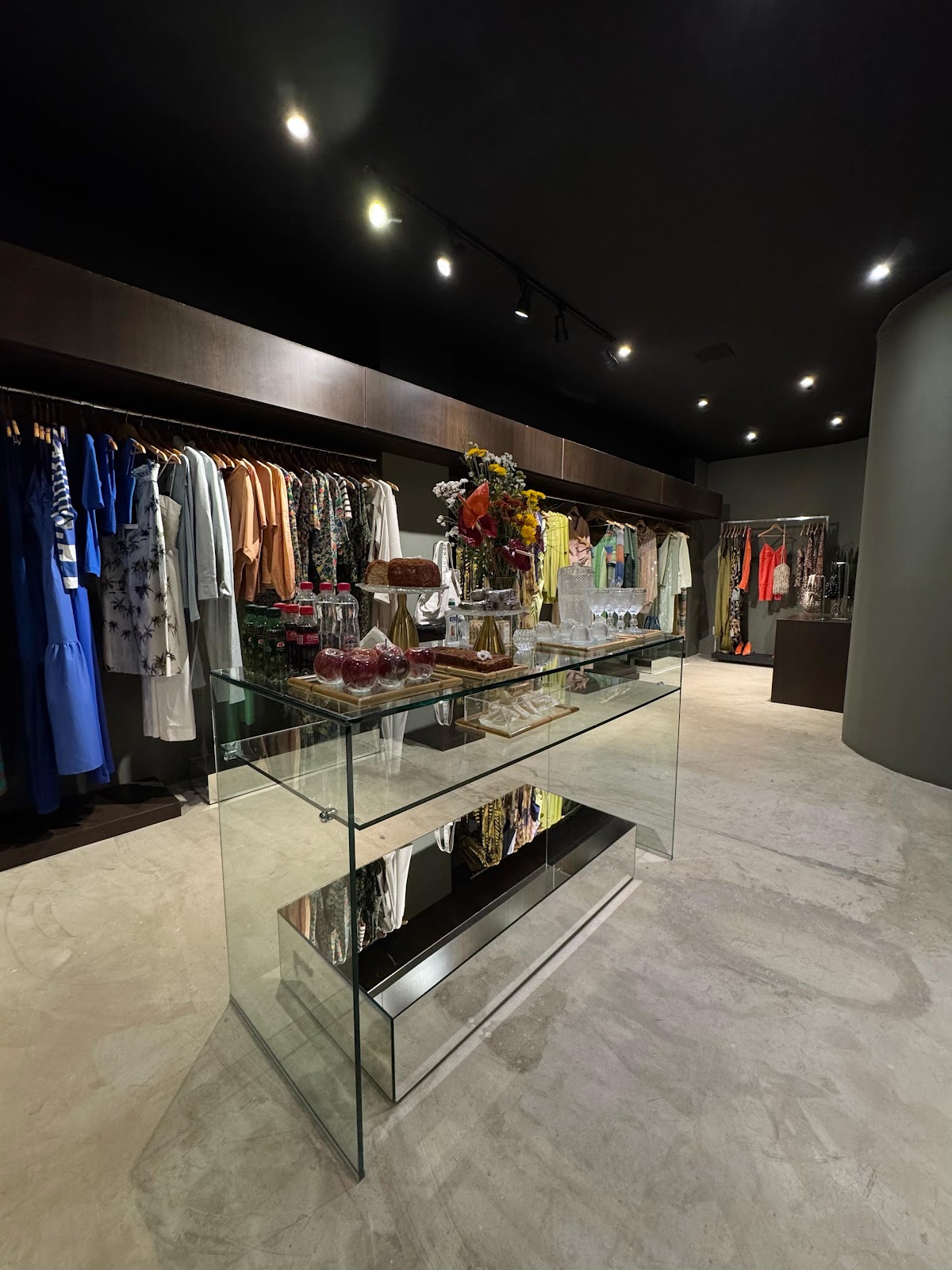 Peças principais Animale — showroom Low Profile + Dreams