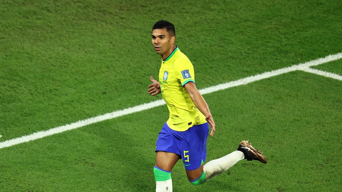 Casemiro nổi cáu vì bị hỏi nhiều về Neymar - Tạp chí Tri thức