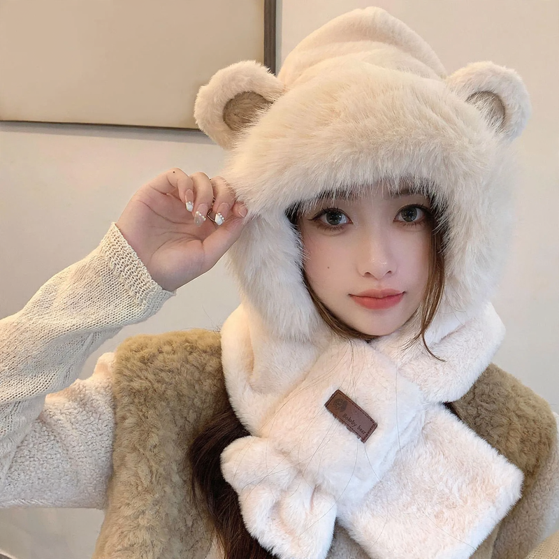 Plush hat with scarf, bear design, lined
