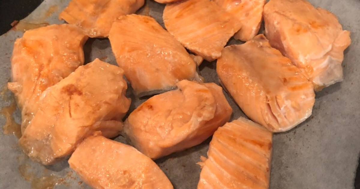 Canh chua cá hồi tại Nhật