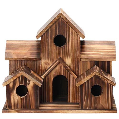 Rustikales Holz-Vogelhaus
