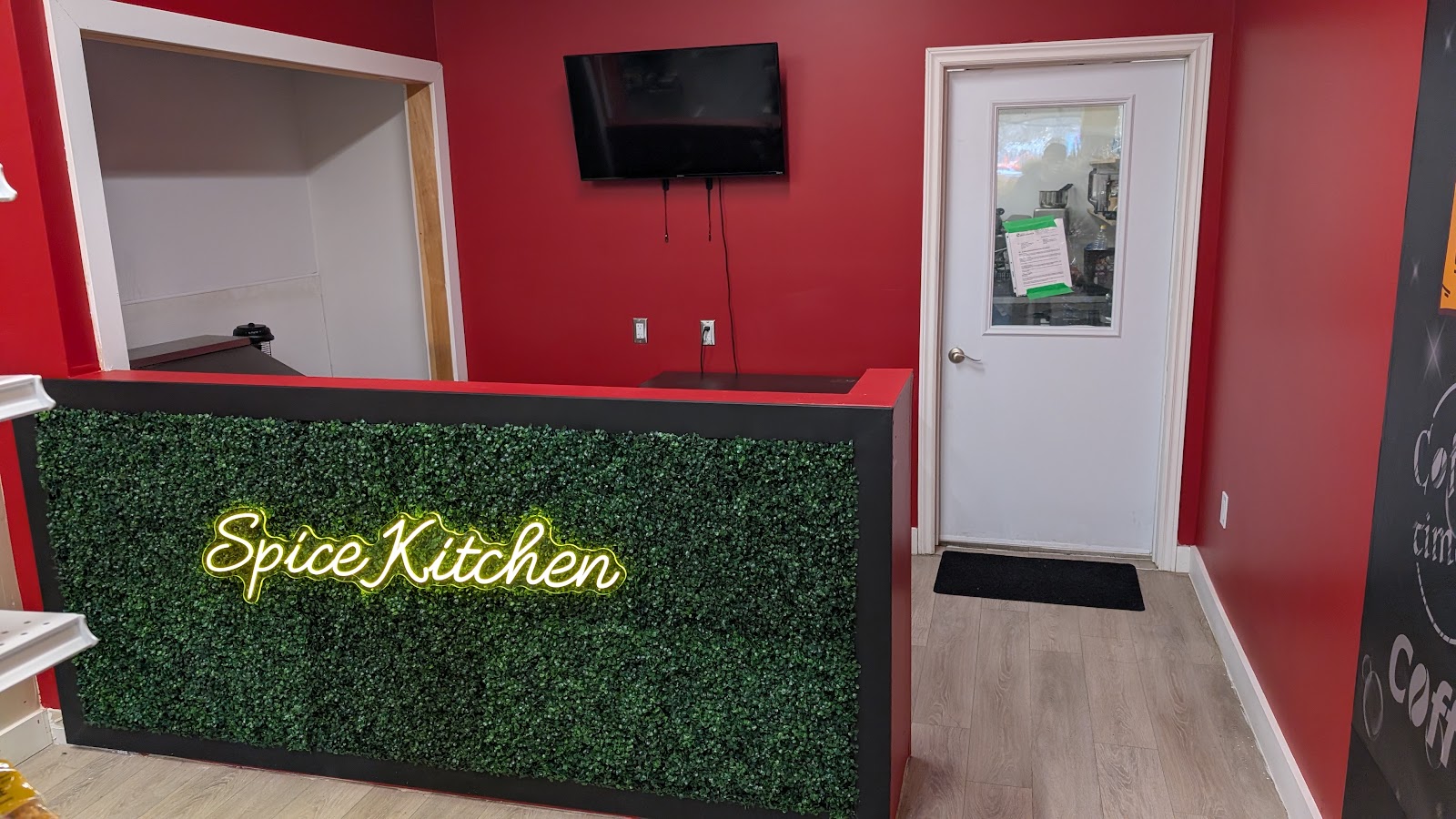 Spice Kitchen counter