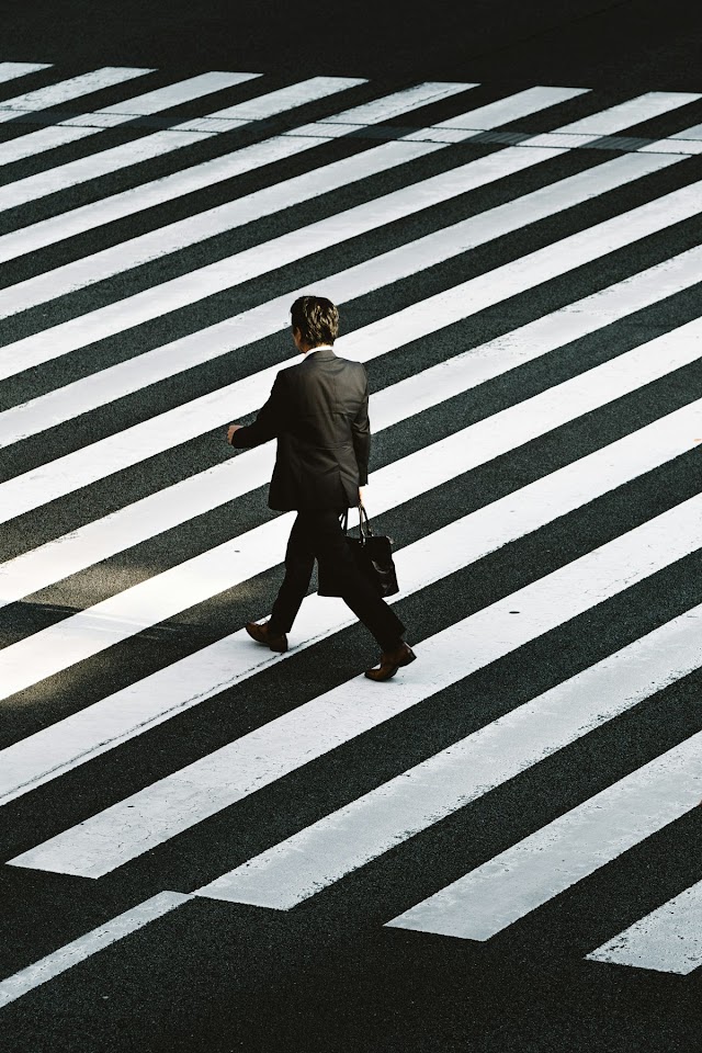 Japan M&A Advisory Fees Guide (2026) - What Advisors Charge and How to Budget Your Deal