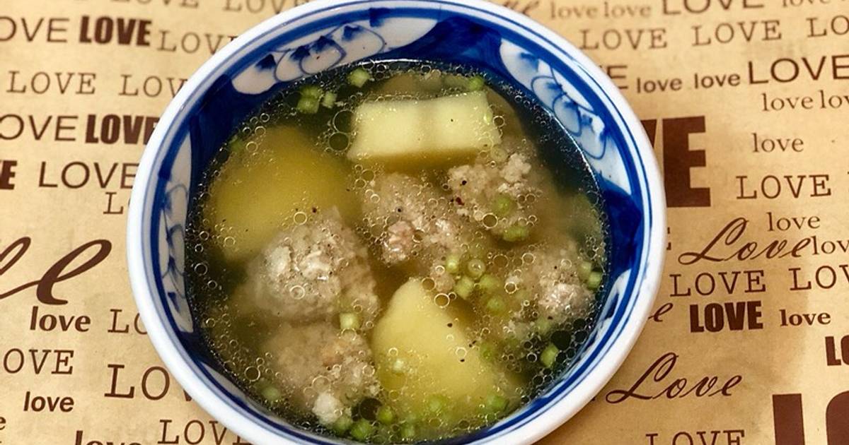 Canh Khoai Tây Hầm Thịt Viên