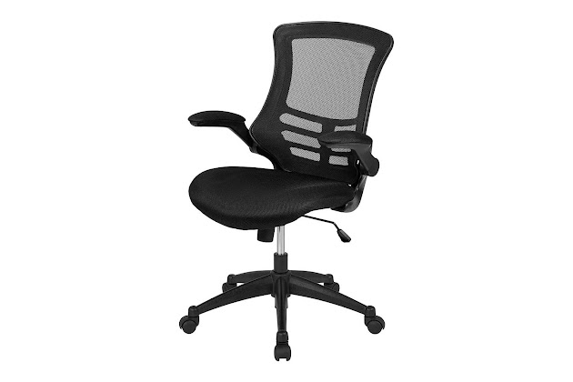 Silla de trabajo Kelista de Flash Furniture con respaldo medio y brazos abatibles