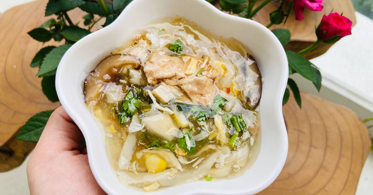 Súp nấm gà óc heo