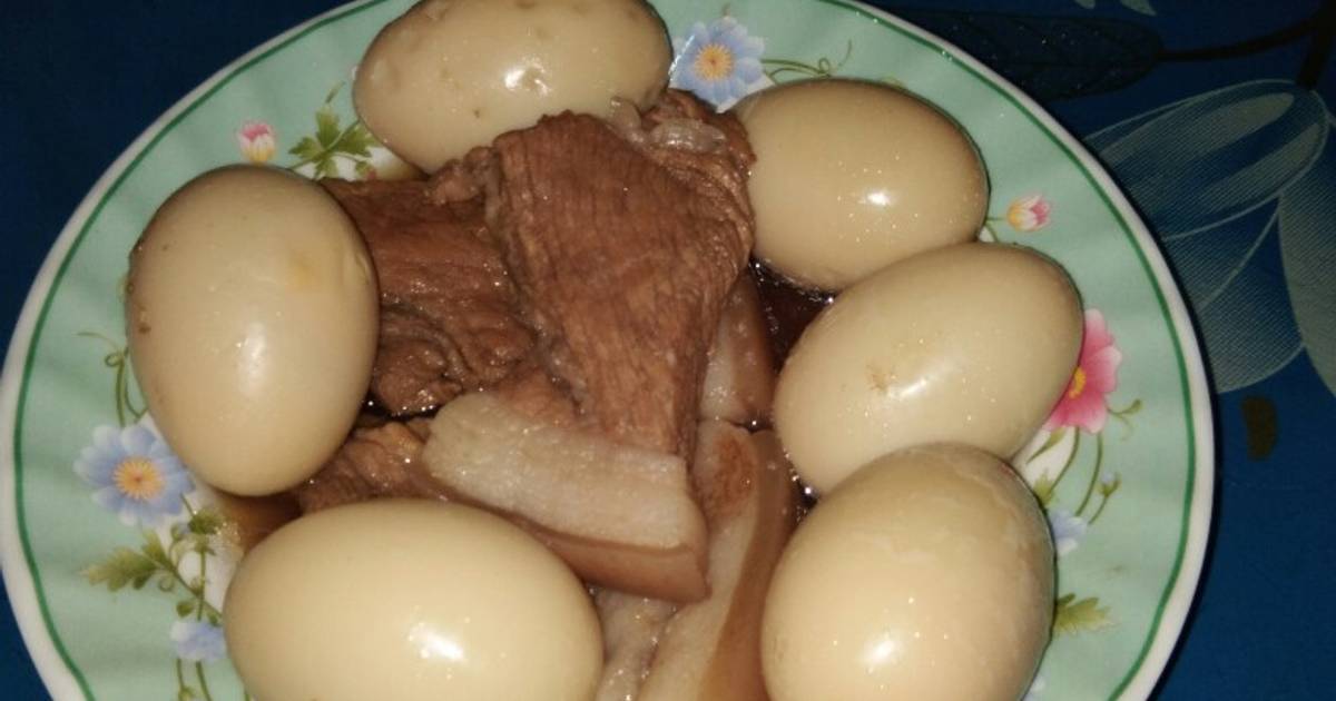 Thịt heo kho trứng