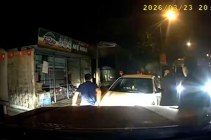 Xem lực lượng chức năng siết vòng vây, tóm gọn 2 đối tượng chở ma túy | ATV ngày 27/3/2026 - Chuyên trang An Ninh Thủ Đô - Báo Công an nhân dân