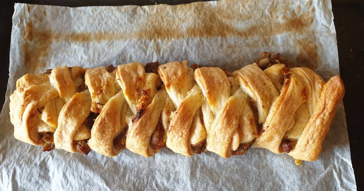 Vegetarian sausage roll - blw