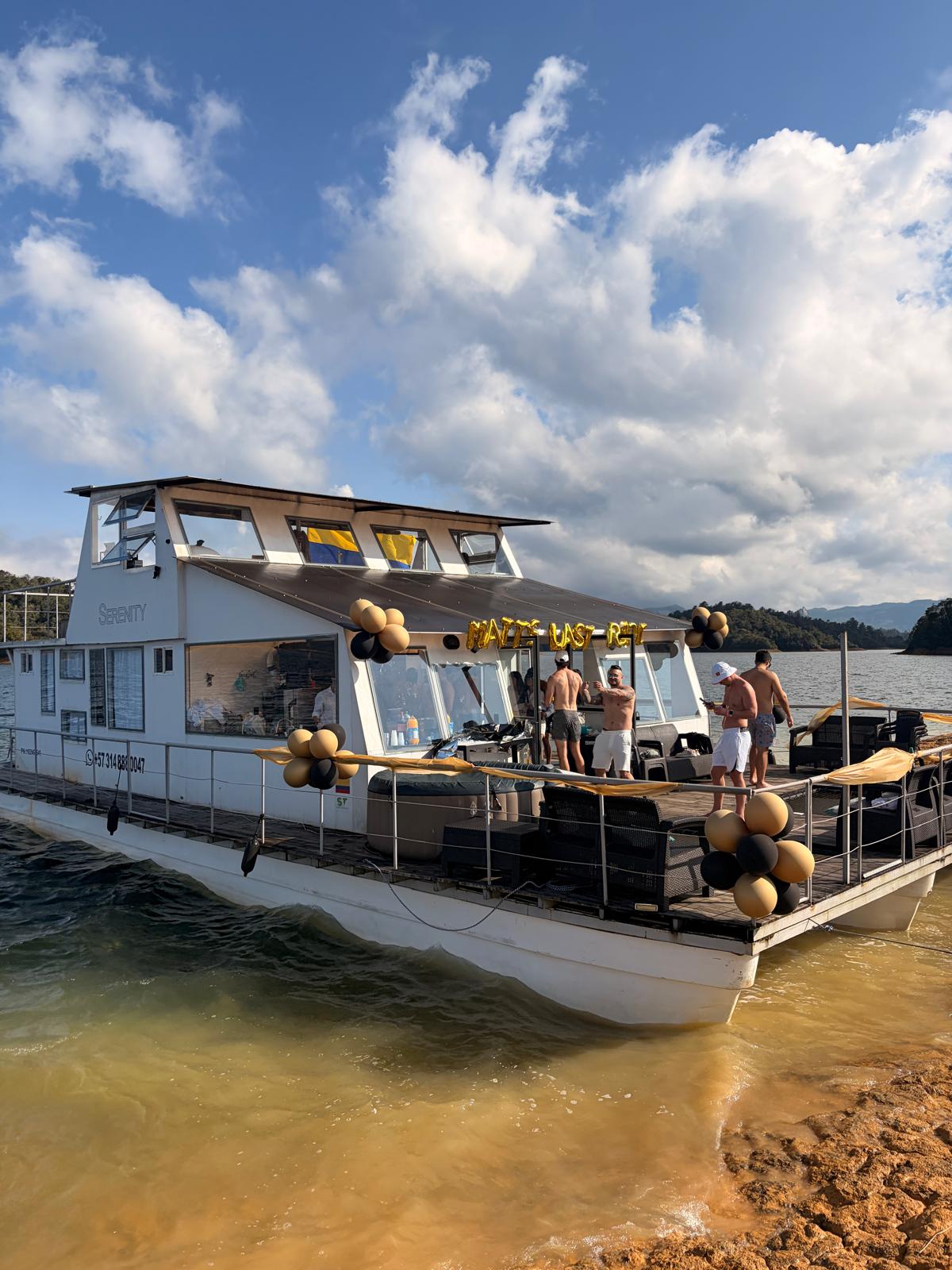 Guatapé El Peñol — adventure from Medellín