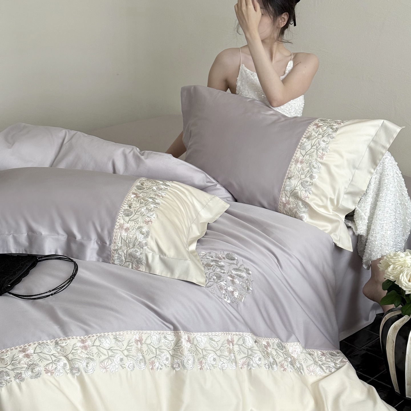Romantic bedding set made from Egyptian long-staple cotton
