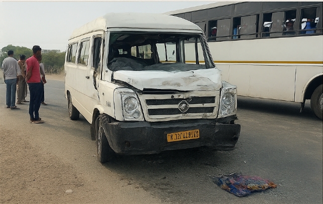 बीकानेर में दिल दहला देने वाला हादसा: भीड़भरी बस से गिरी 5 वर्षीय बच्ची, कैंपर ने कुचल दिया