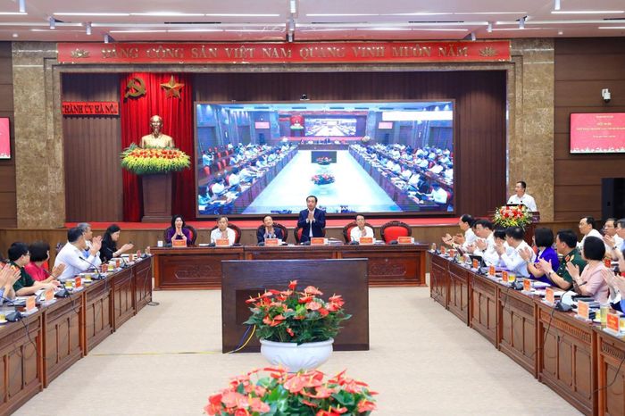 Quyết liệt triển khai Luật Thủ đô 2026 - Đài Phát thanh và truyền hình Hà Nội