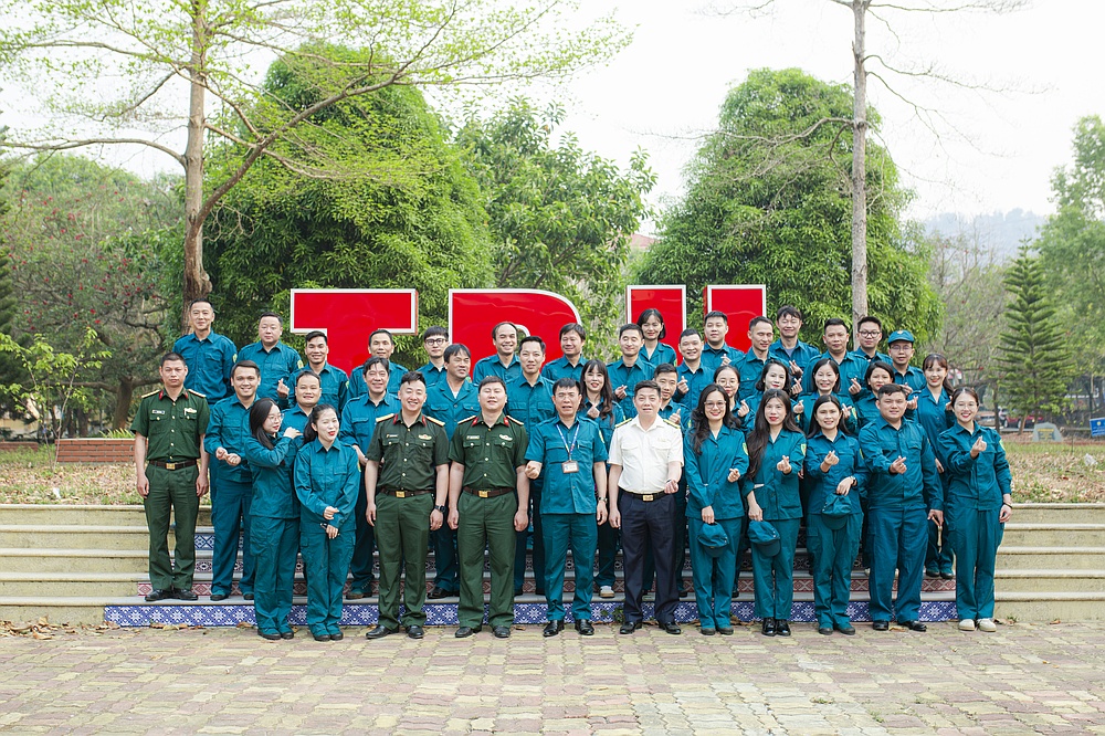 Ban chỉ huy quân sự Trường Đại học Tây Bắc -  Thuế tỉnh Sơn La khai mạc huấn luyện tự vệ năm 2026