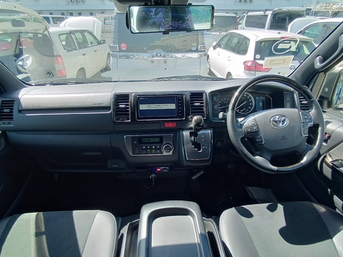 Toyota Hiace