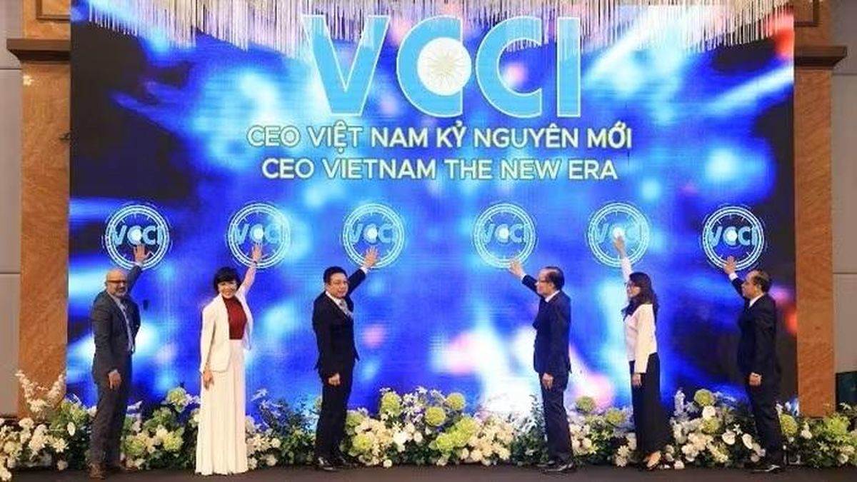 VCCI triển khai đề án đào tạo 10.000 giám đốc điều hành - Đài Phát thanh và truyền hình Hà Nội