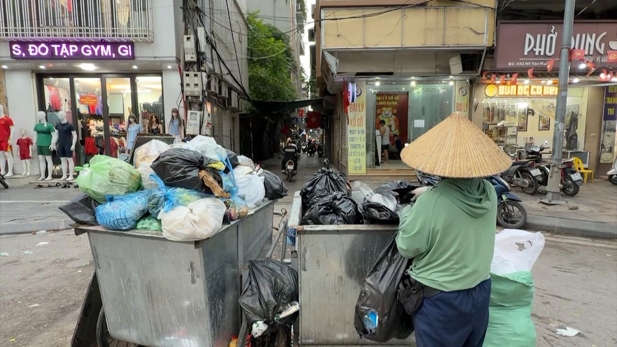 Tìm giải pháp xử lý điểm nóng chân rác tại Hoàng Mai - Đài Phát thanh và truyền hình Hà Nội