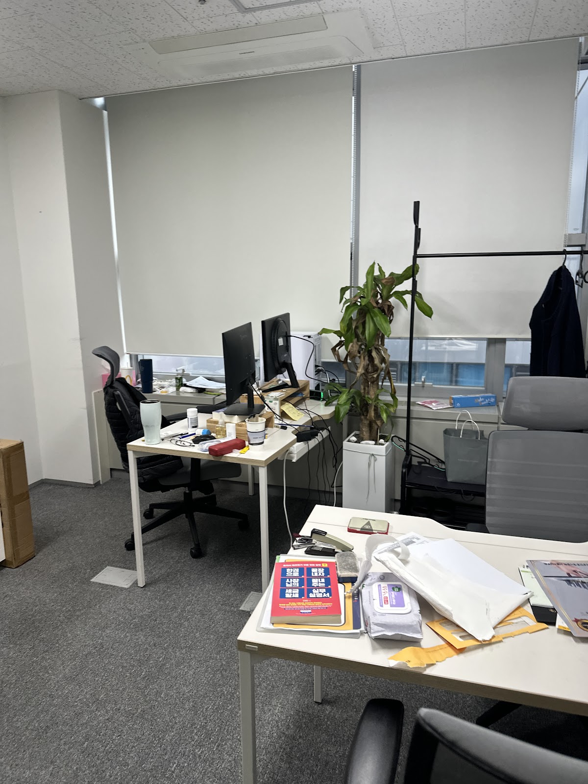 서대문구 구세군빌딩 사무실청소 현장 보양작업 모습