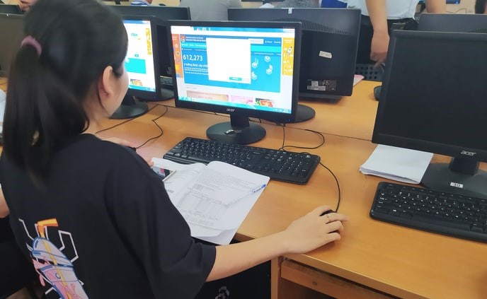 Sinh viên đăng tải ý tưởng sáng tạo