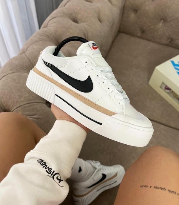 Nike Court Legacy Lift Blanco