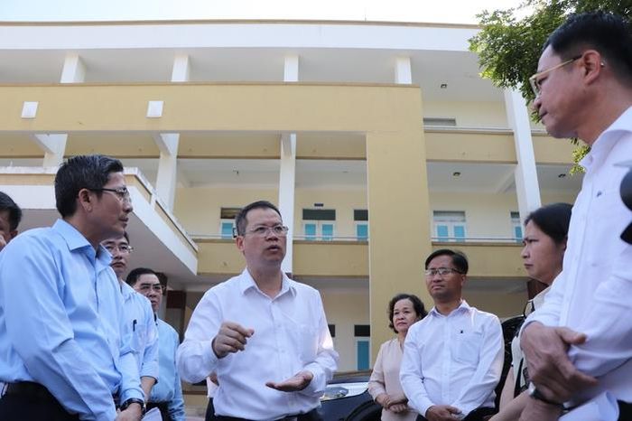 Lãnh đạo Đà Nẵng: Sớm xử lý trụ sở dôi dư ở TP Tam Kỳ cũ, tránh lãng phí - Báo Người Lao Động