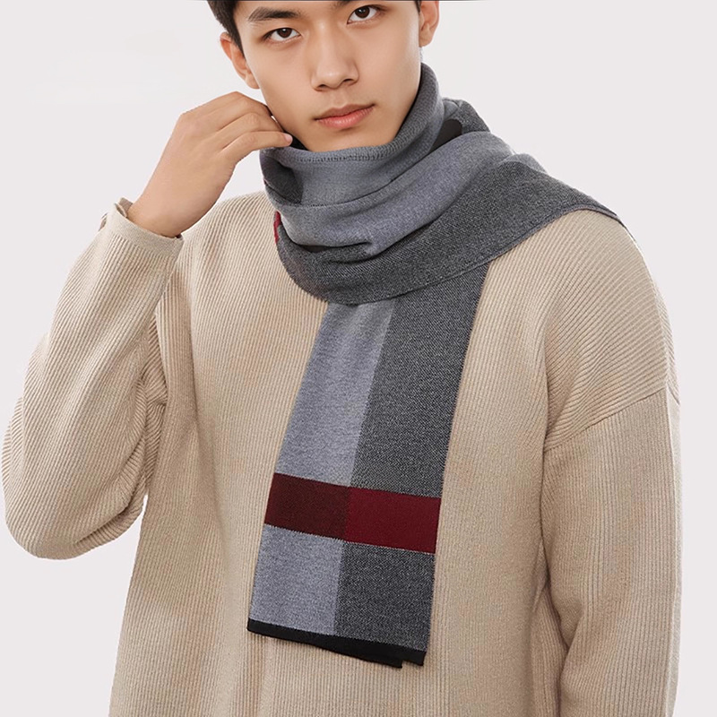 Classic men's scarf with wool content, checkered