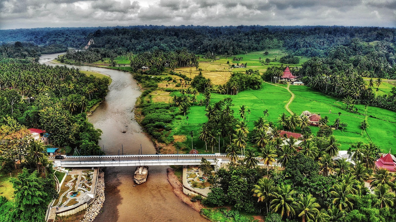 Parit Malintang: Pusat Budaya dan Wisata di Kabupaten Padang Pariaman