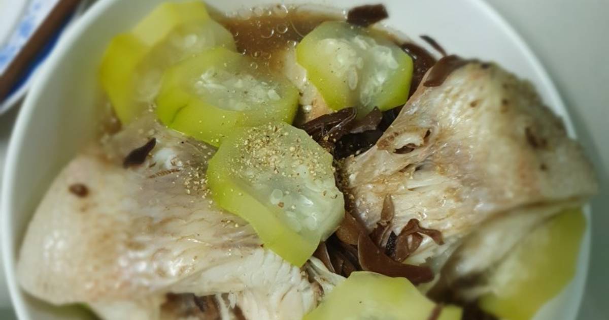 Cá diêu hồng hấp bầu