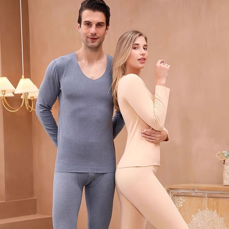 Thermal underwear set with V-neck and fleece inner side