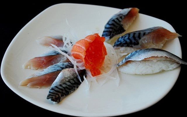 Sushi Cá Thu Nhật