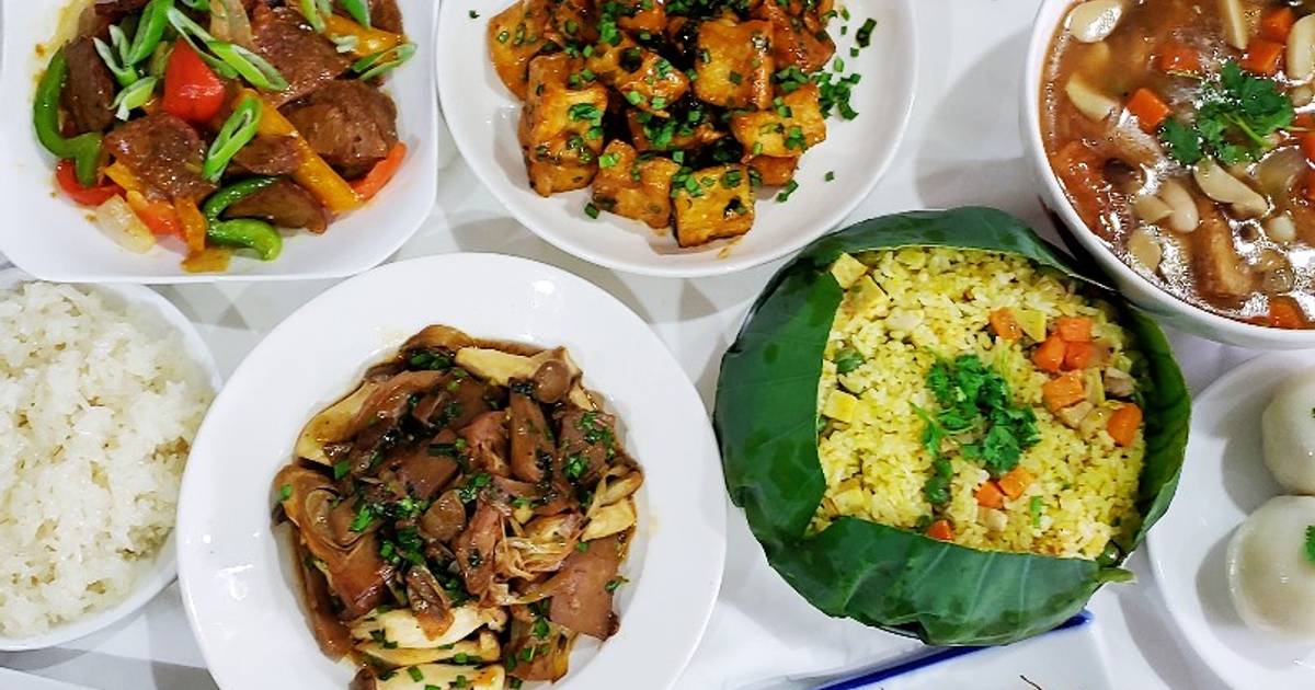 Mâm cúng chay mừng Lễ Phật Đản