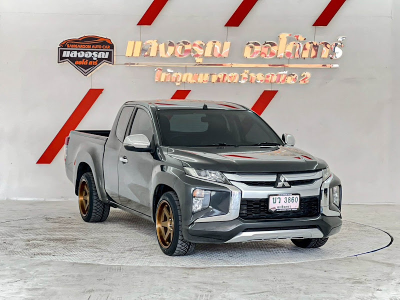 MITSUBISHI TRITON