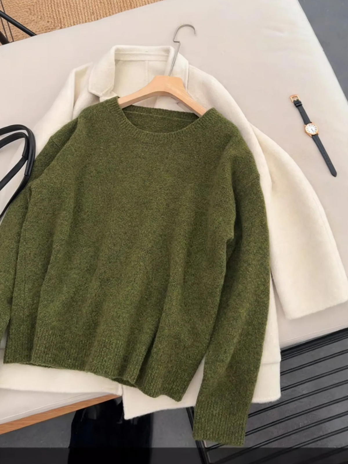 Vintage Knitted Sweater in Avocado Green