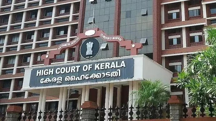 Kerala HC Upholds Free Bus Travel Scheme for Women and Trans Persons