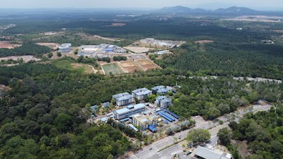 Petrol Station Ayer Keroh Melaka — foto 3/7